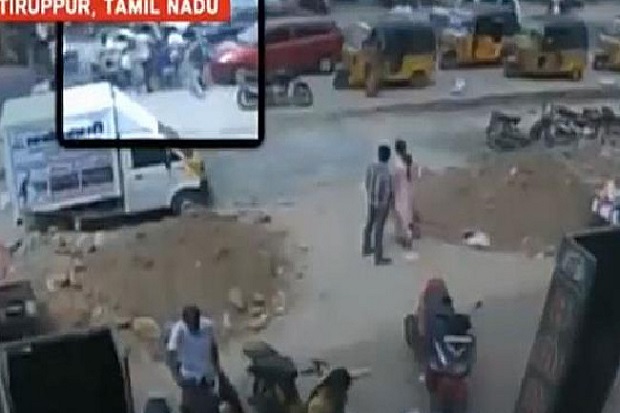 Pria India Dibunuh karena...