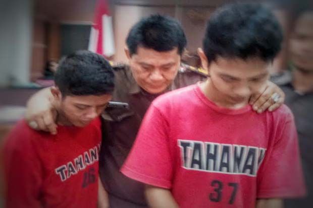 Pembunuh yang Membakar...