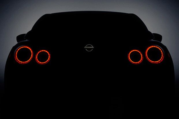 Gambar Nissan GT-R Mulai...