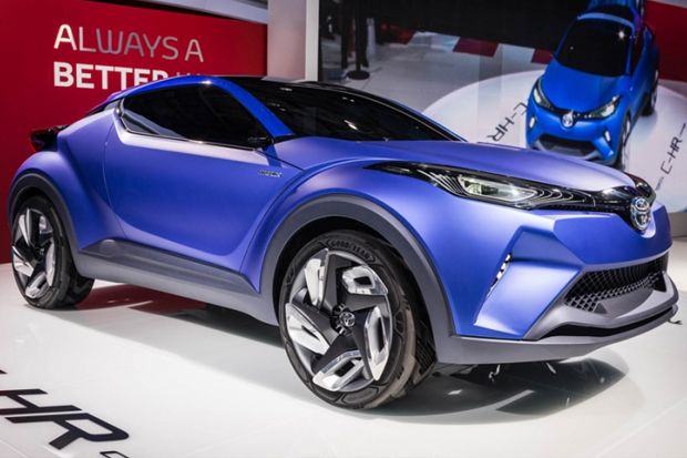 Toyota C-HR Musim Semi...