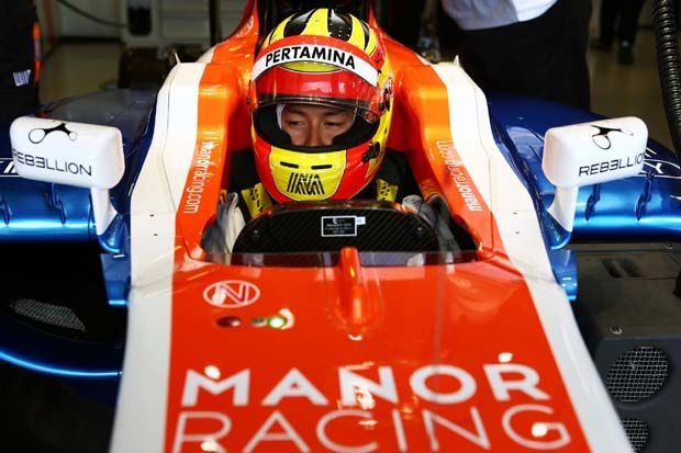 Mantan Pembalap F1 Aneh...