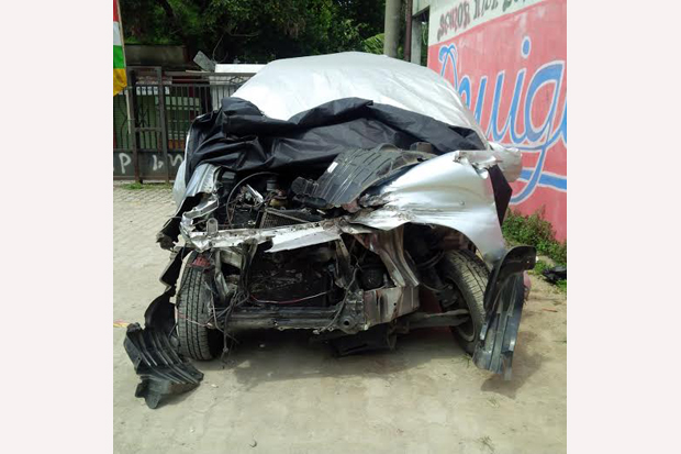 Terobos Palang Pintu,...
