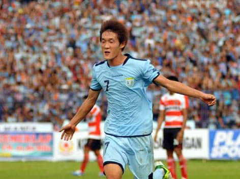 Persegres Lirik Legiun...