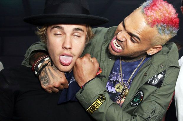 Hei Justin Bieber, Pilih...