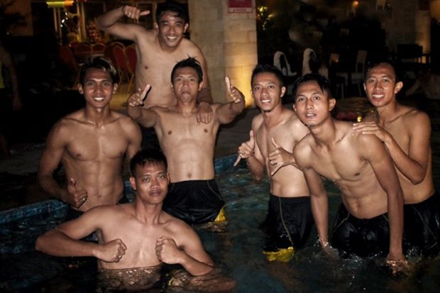 Pemain Arema Berendam...