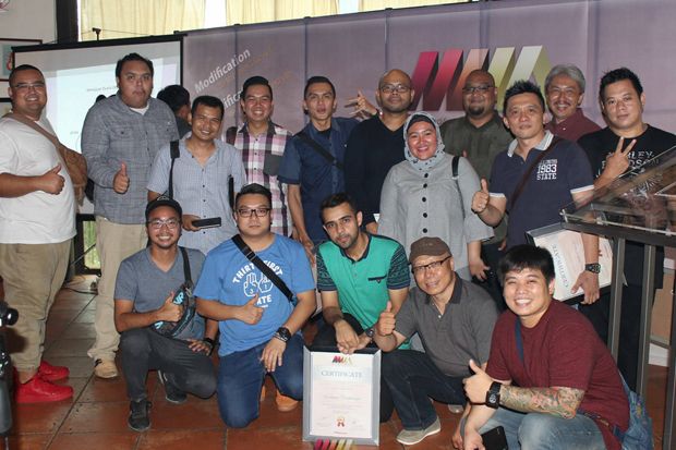 NMAA Mewadahi Para Modifikator...