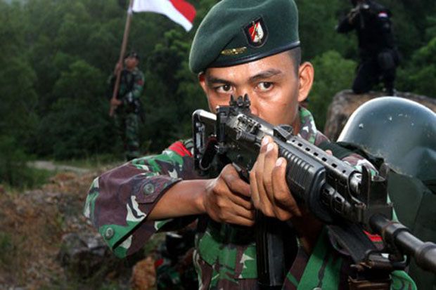 Dikepung Raider, Anak...