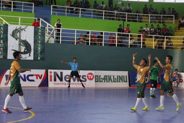 Gol Cepat Etoo Runtuhkan...