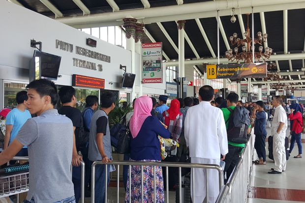 Tarif Pelayanan Penumpang...