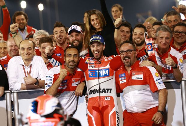 Pakai Ban Lunak di Losail,...