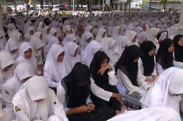 Jelang Ujian Nasional,...