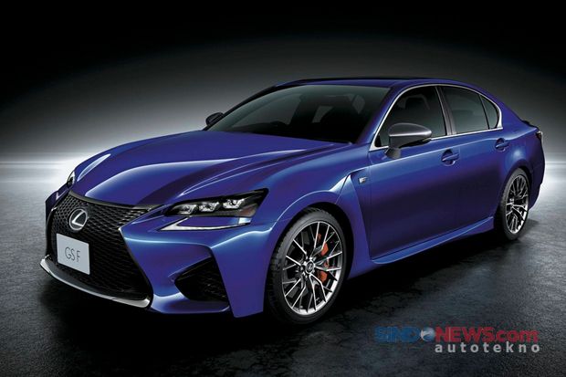 Sedan Lexus GS F, Mobil...