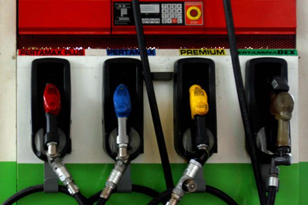Ekonom: Harga BBM Premium...
