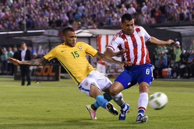 Gol Telat Dani Alves...