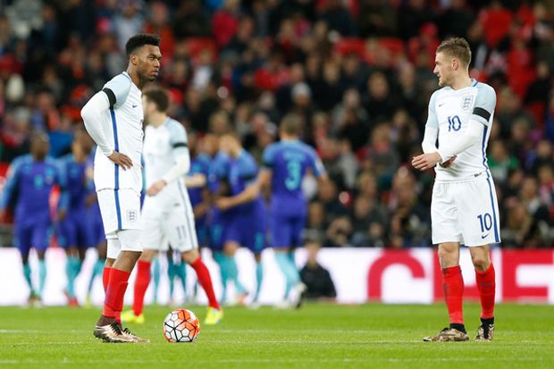 Inggris Jadikan Wasit...