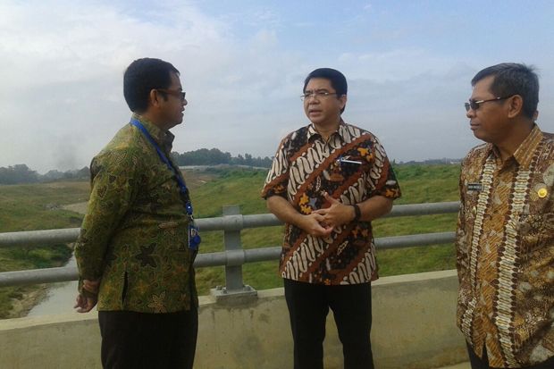 Kepala BKPM Tinjau Dua...