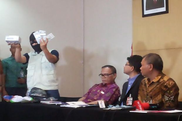 Operasi Tangkap Tangan,...