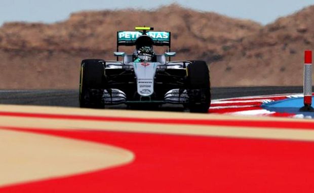 Nico Rosberg Kuasai...