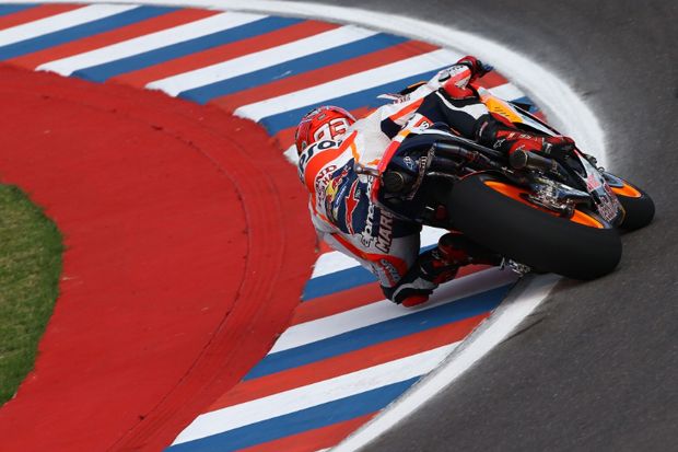 Marquez Tercepat di...
