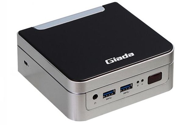 Giada i80 Mini PC dengan...