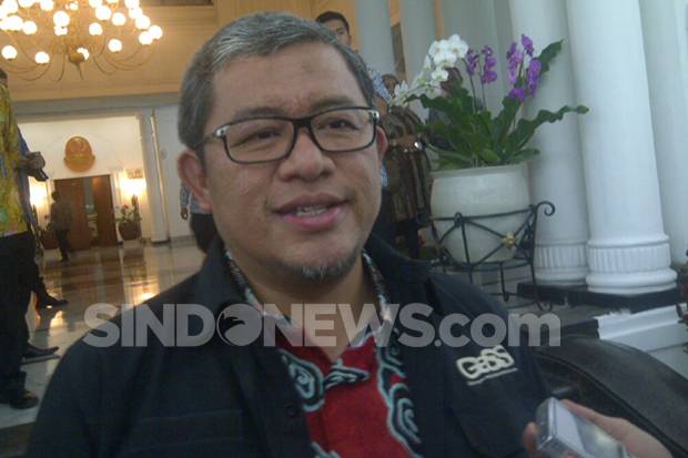 Fahri Hamzah Dipecat...
