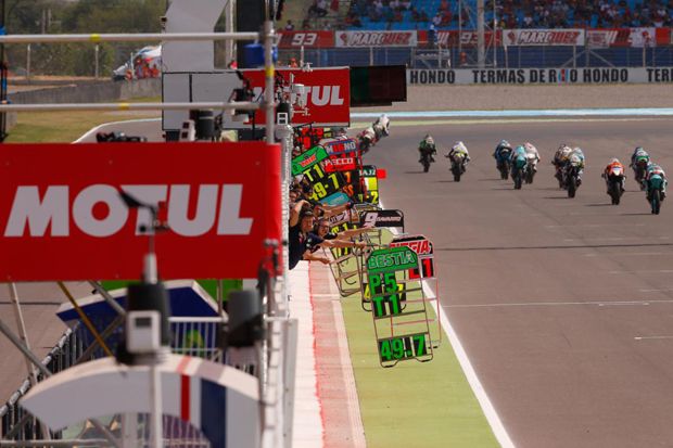 Darurat, Race Direction...