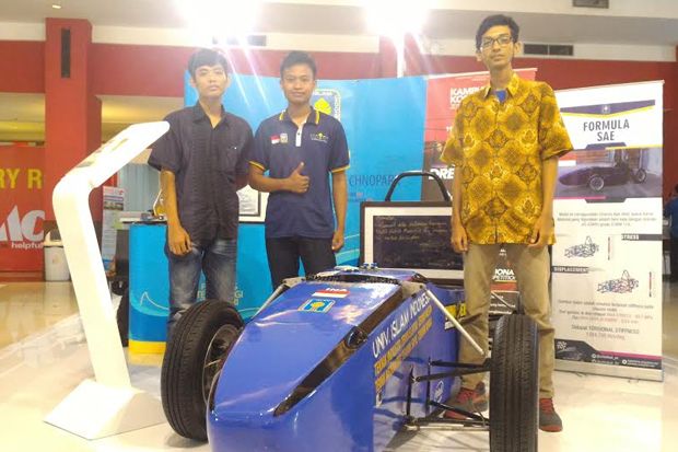 Ini Mobil Listrik Karya...