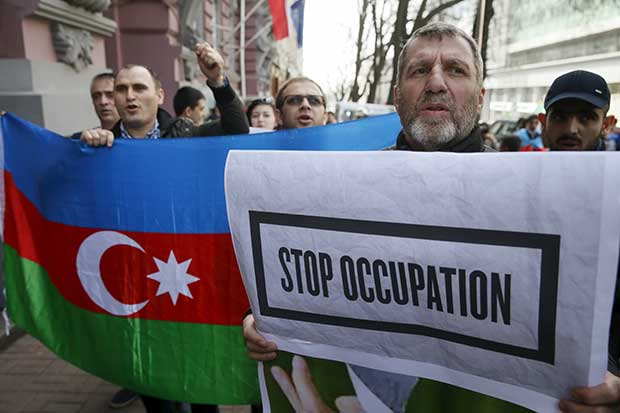 Soal Permintaan Azerbaijan,...