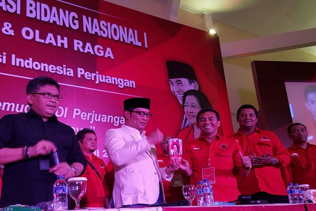 Hadiri Rakor PDIP, Ridwan...