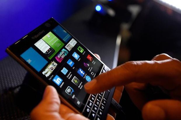 BlackBerry Akan Luncurkan...