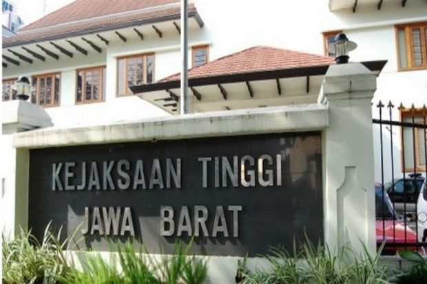 Kejati Jabar Sesalkan...
