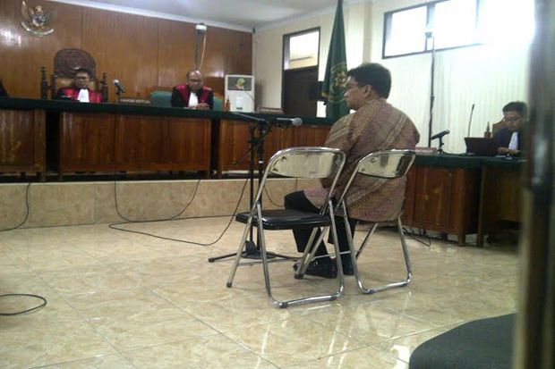 Suap Bank Banten, Ricky...