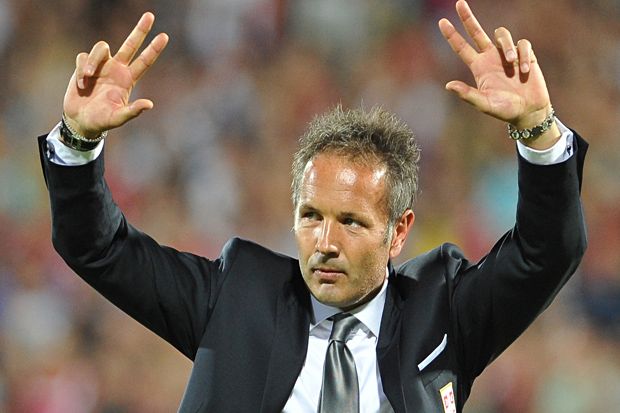 Lazio Pantau Tiga Pesaing...