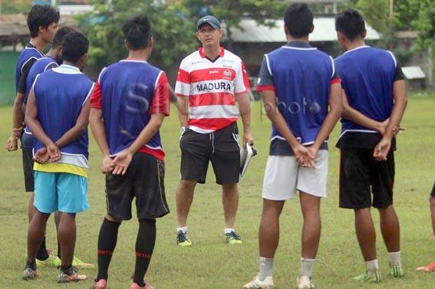 MU Kesulitan Cari Pemain...
