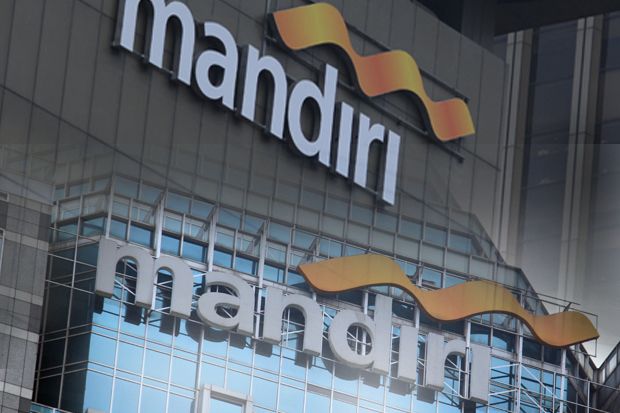 Bank Mandiri Salurkan...