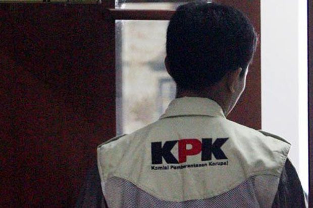 Geledah Ruang Bupati...