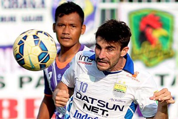 Perankan Playmaker,...