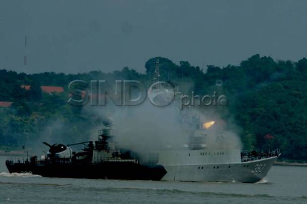 Kapal Patroli KKP Tangkap...