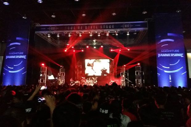 Bawakan Lagu Iwan Fals,...