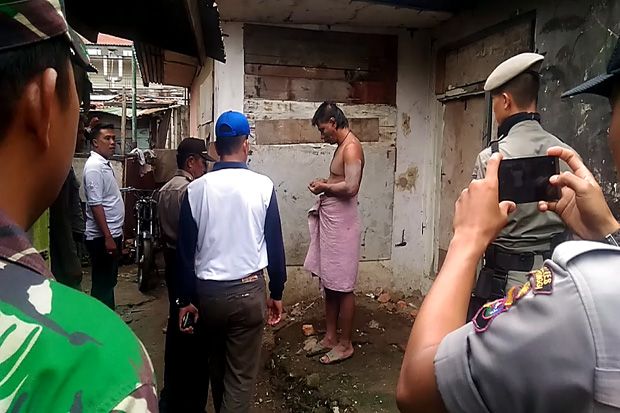 Kosan Dirazia, Pemilik...