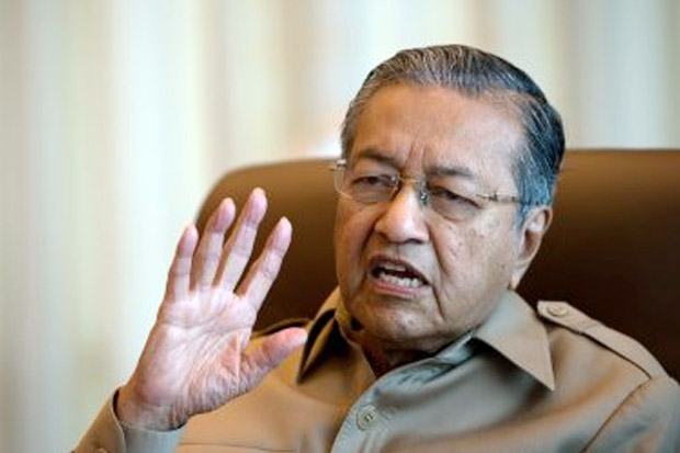Mahathir Daftarkan Gugatan...