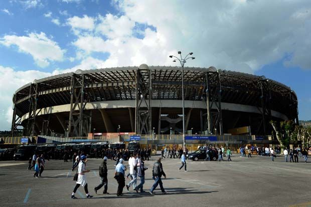 Susunan Pemain Napoli...