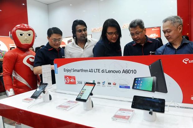 Smartfren Hadirkan Gerai...