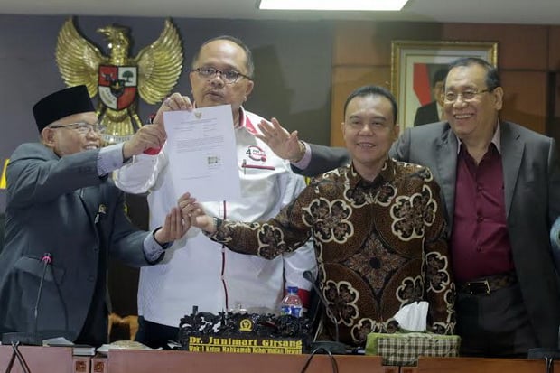 DPR Protes Sikap Pemerintah...