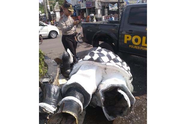 Patung Semar di Purwakarta...