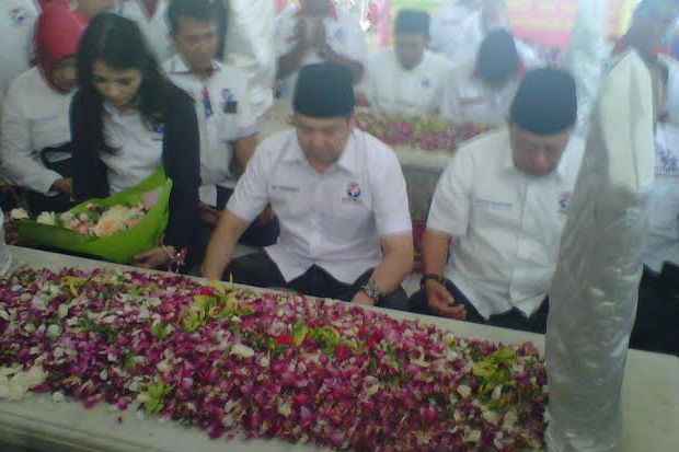 Hary Tanoesoedibjo dan...