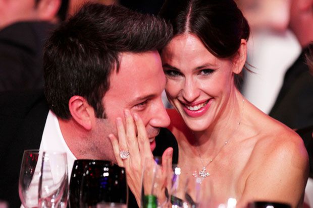 Ben Affleck Nyesel Ceraikan...