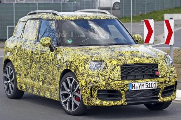 Mini Countryman Tertangkap...
