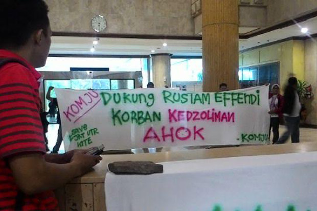 Warga Jakarta Utara...