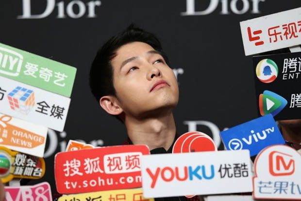 Song Joong Ki Kelelahan,...